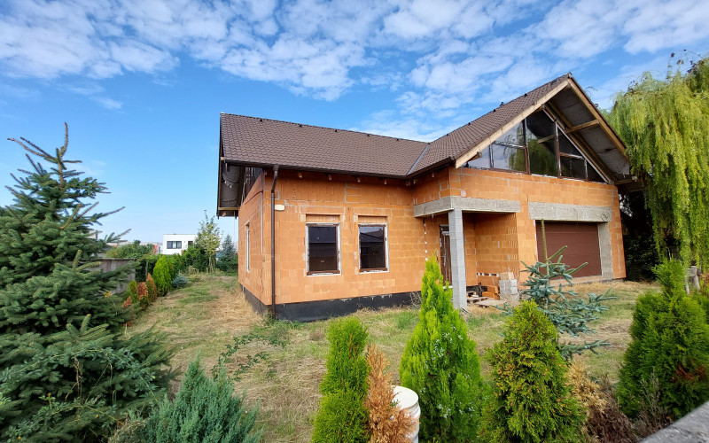 Na predaj 7izb samostatne stojaci dom v Senci, novostavba