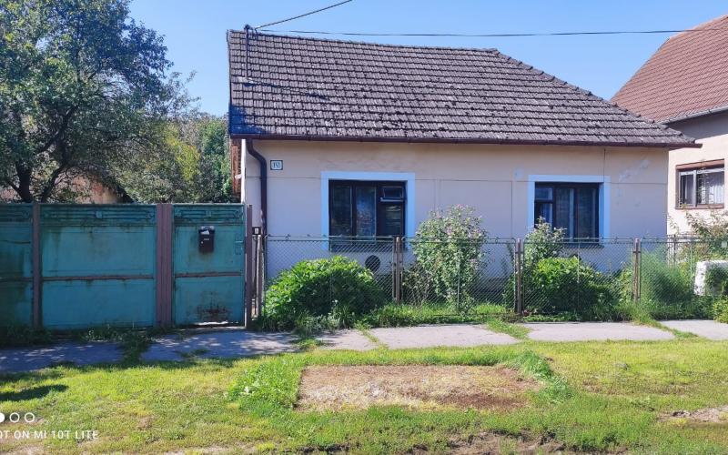 NA PREDAJ STARŠÍ RODINNÝ DOM V BOLEŠOVE* REZERVOVANÝ*