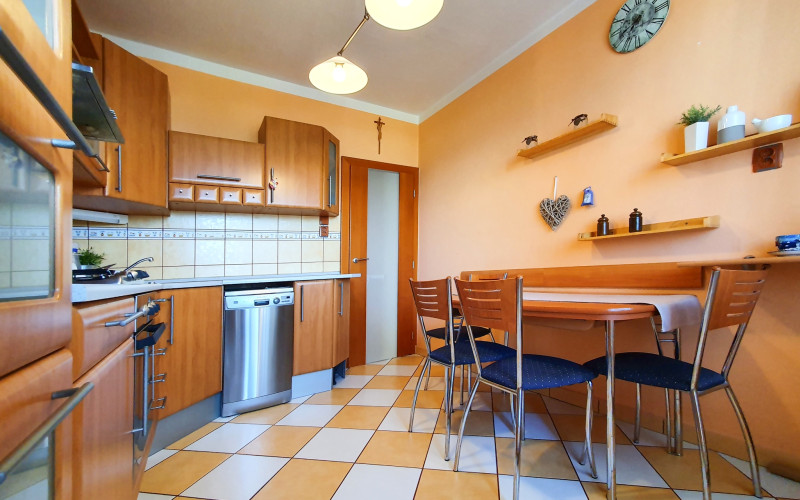 (prenajaté bez nás) 3 izbový byt s Balkónom na prenájom Žilina - Hájik