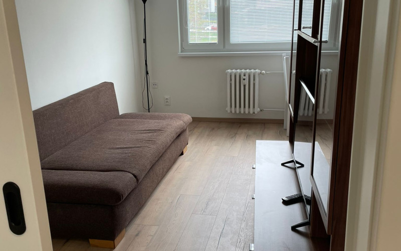 Trojizbový byt na prenájom, Hečkova, Bratislava III - Rača