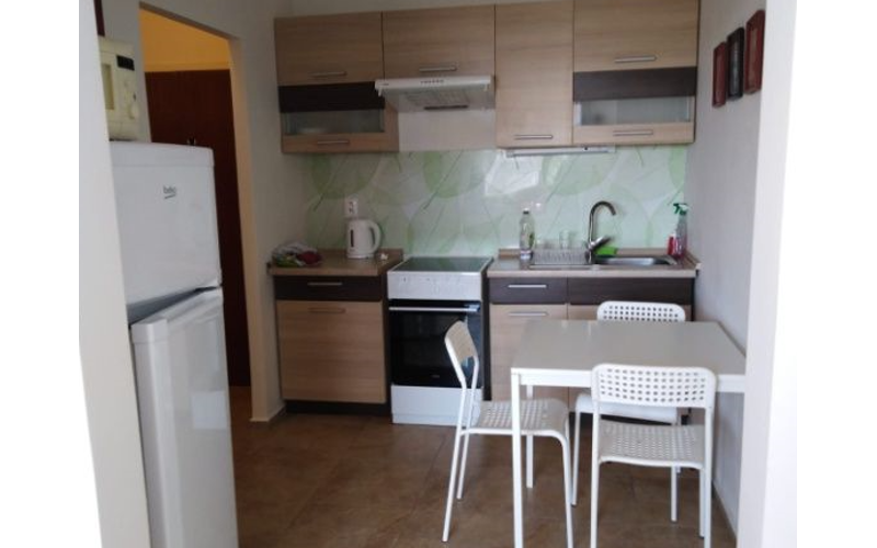 Prenájom 3-izbového bytu - Bradáčova ulica, Petržalka