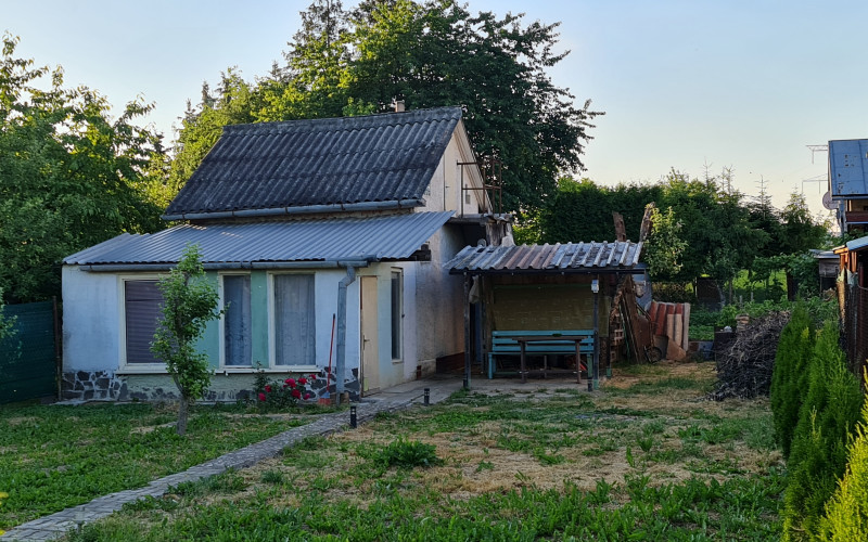 Záhrada s chatou Košice - Šaca , časť Strelnica, studňa, elektrina