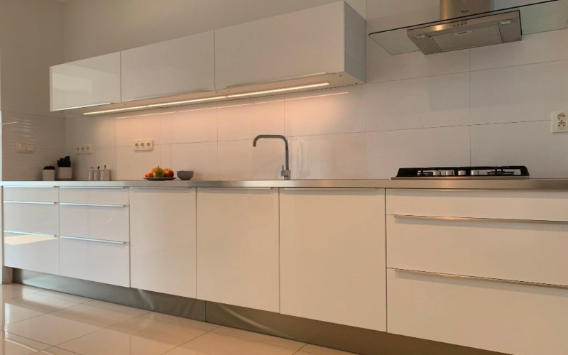 PRENÁJOM KRÁSNY 7 IZBOVÝ RODINNÝ DOM KRAMÁRE HRDLIČKOVÁ ULICA