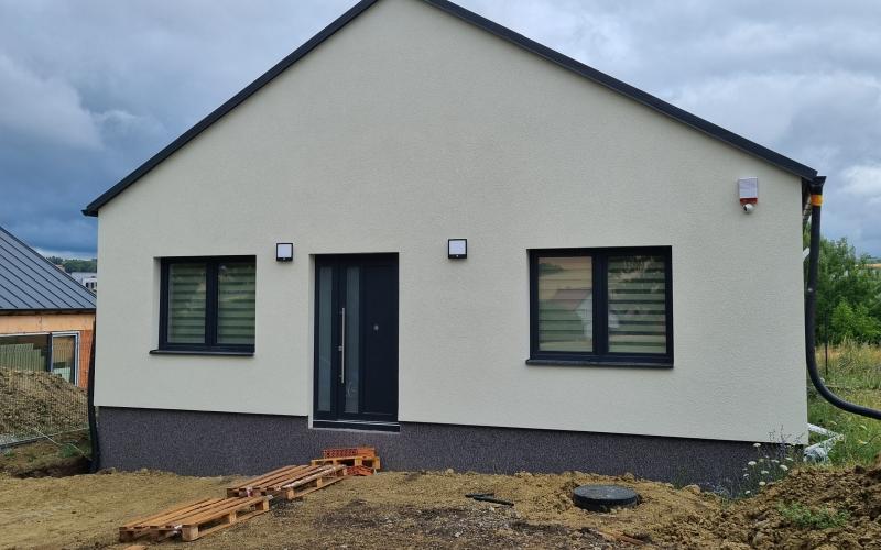 **REZERVOVANÉ** Na predaj novostavba, obec Chrastné