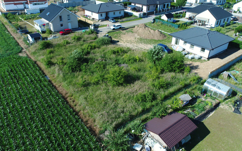 Prodej, Pozemky pro bydlení, 1009 m² - Sluštice, okr. Praha-východ