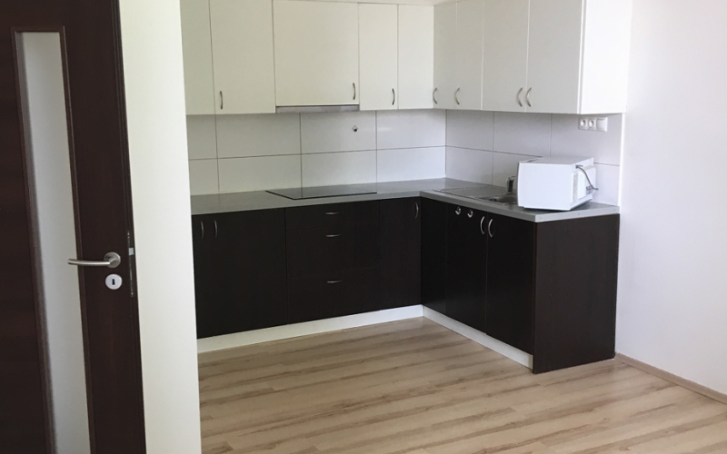 Ponúkame na predaj 2-izbový byt v Senici