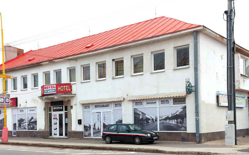 Zaujímavá podnikateľská príležitosť. Exkluzívne  na predaj Hotel KORZO v Sečovciach .
