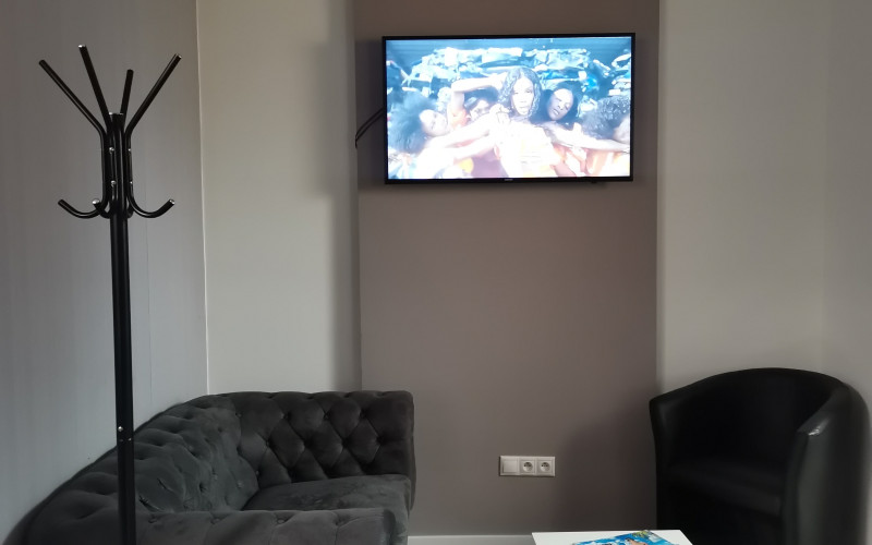 Solárium - odstúpenie prevádzky, Hlohovec