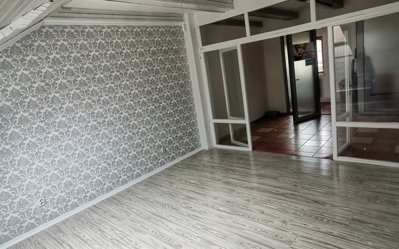 PRENÁJOM obchodný priestor Hlohovec