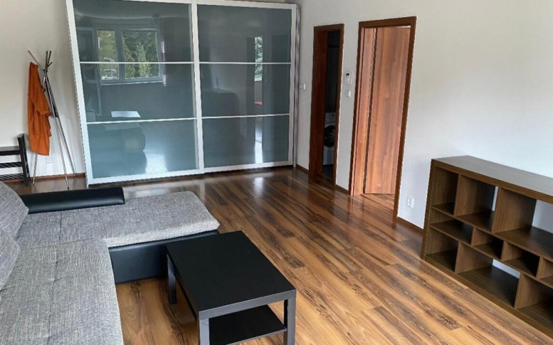 PREDAJ KRÁSNY 2 IZBOVY BYT, RUŽINOV, REZEDOVÁ