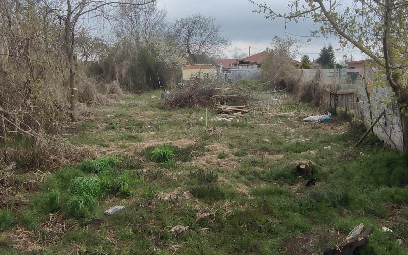 Stavebný pozemok v obci Čáry