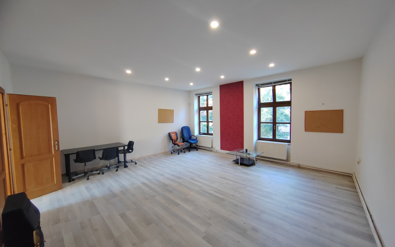 Kancelária v Trnave na prenájom, Kapitulská ul. - centrum mesta, 30 m2