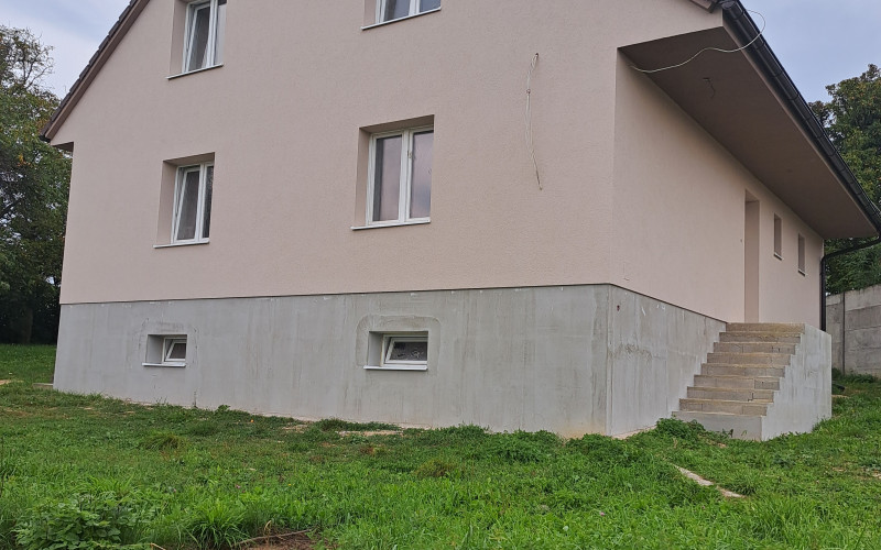 Na predaj krásny na komplet rekonštruovaný domček v Starej Myjave prípadne i prenájom na dlhodobý čas