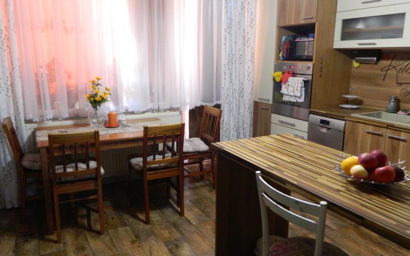 PREDANÉ! Veľký 2 izbový byt 68m2 Košice - Juh ul. Šoltésovej + loggia