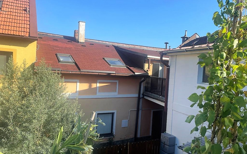 NA PREDAJ 3 izbový rodinný dom vo Svätom Juri na Pezinskej ulici "REZERVOVANÉ"