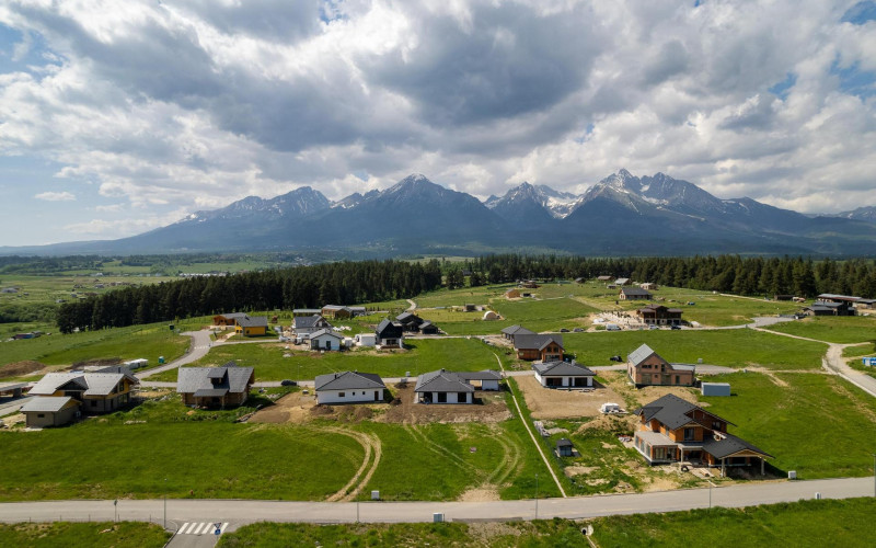 PREDAJ: NÁDHERNÝ STAVEBNÝ POZEMOK TATRANSKÉ SMARAGDY MLYNICA