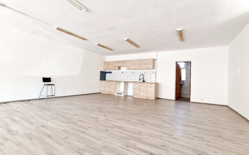 *NA PREDAJ* Nebytový priestor Madunice