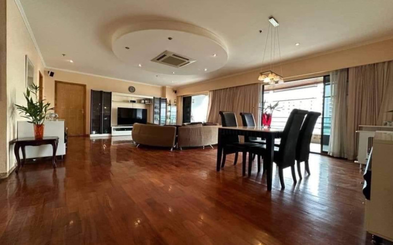 Thajsko-Pattaya-Phratamnak-3izbový byt-200m2-View Talay