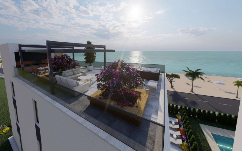 ZADAR - SUKOŠAN, luxusný apartmán s veľkou strešnou terasou (106,25 m2) hneď v prvom rade pri mori