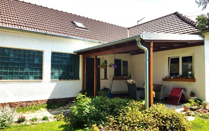 PREDAJ rodinný dom Bezenye