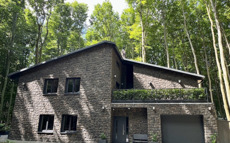 Na predaj luxusná vila  rekreačnej oblasti Modra  Piesok