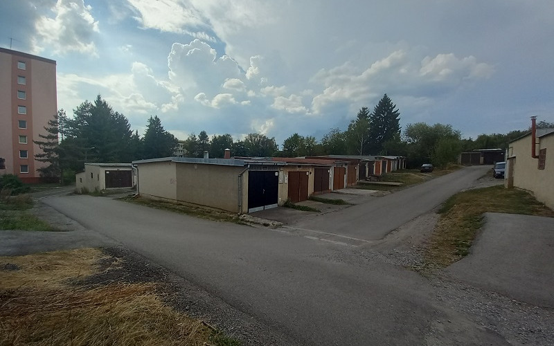NA PREDAJ garáž ZVOLEN - ZLATÝ POTOK