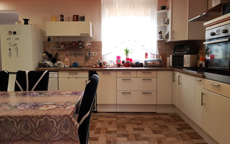 PREDAJ rodinný dom Levél