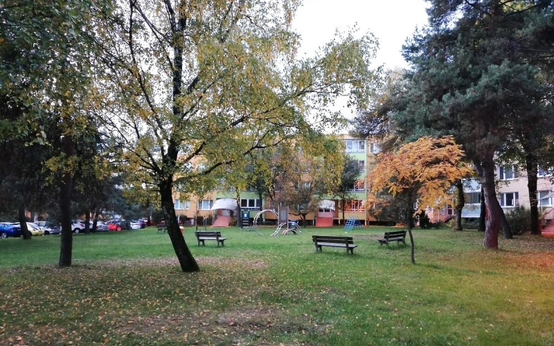 Na predaj 3-izbový byt po rekonštrukcii, ulica Mikovíniho.