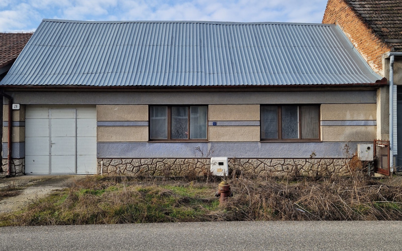 Na predaj pozemok v obci Radošovce okr. Trnava