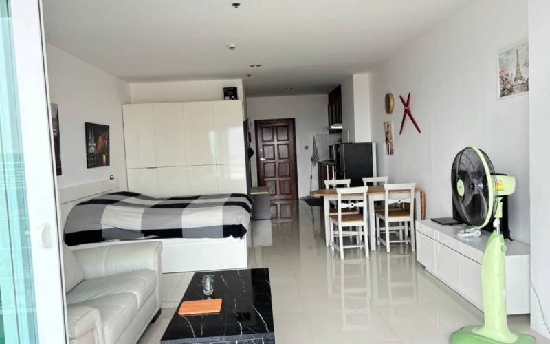 Thajsko-Pattaya-1 izbový apartmán-View Talay 5D