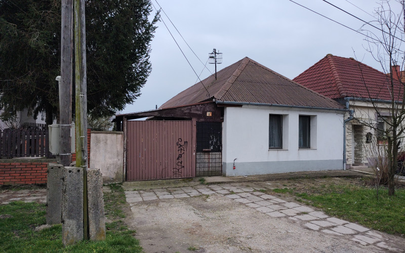 PREDAJ jedna bytová jednotka v dome Bezenye