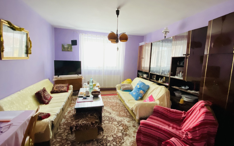 NA PREDAJ-Rodinný dom-Kravany