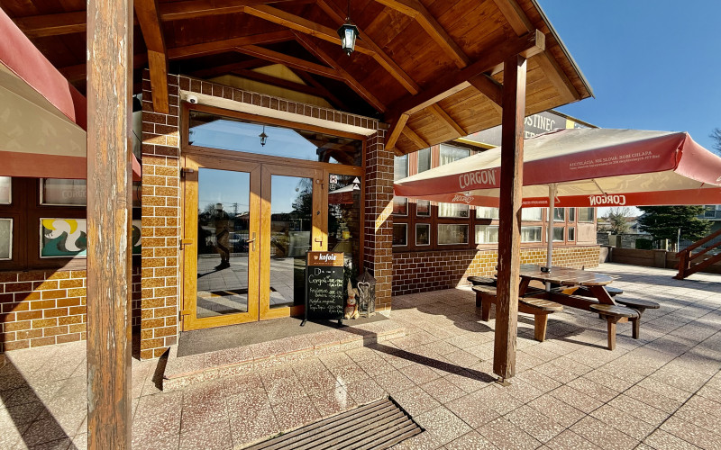 Na predaj zabehnutá reštaurácia v obci Šintava pri Seredi.