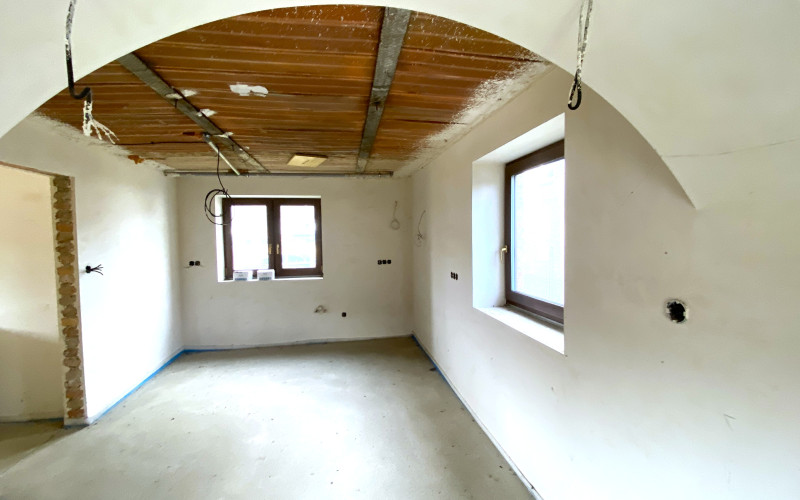 NA PREDAJ - Rodinný dom 6izbový - Chminianska Nová Ves