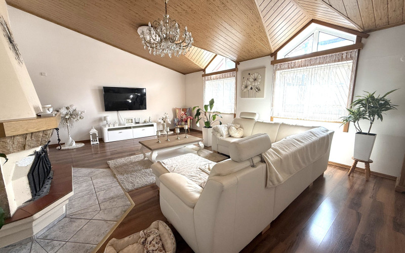 Na predaj luxusný rodinný dom v Senici