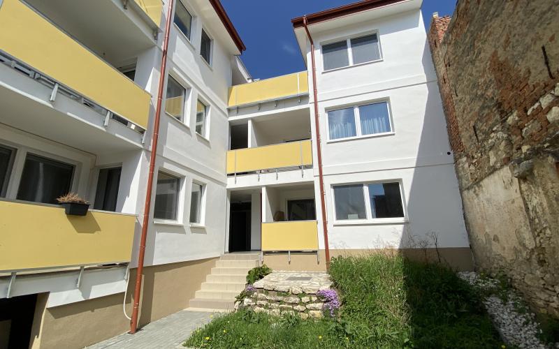NA PREDAJ-3-izbový HOLOBYT na kľúč-príležitosť pre Airbnb