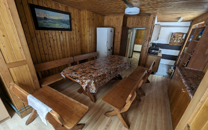 NA PREDAJ: Rekreačná chata pod Lysou – Drienica