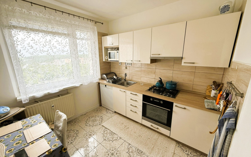 PREDANÉ=Na predaj 3-izbový byt s loggiou na KVP, ulica Wuppertálska.