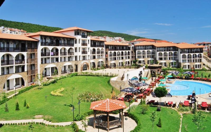 Apartmán 2+kk s bazénom Sveti Vlas-Bulharsko