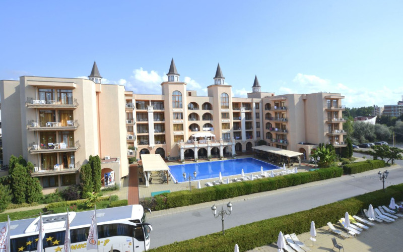 Lukratívny apartmán 2+kk s bazénom Slnečné pobrežie-Bulharsko