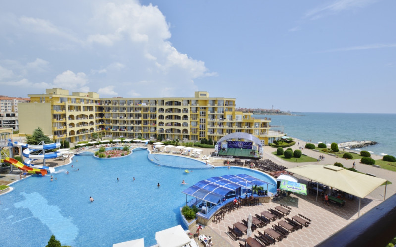 Apartmán 1+kk s bazénom Aheloy-Bulharsko