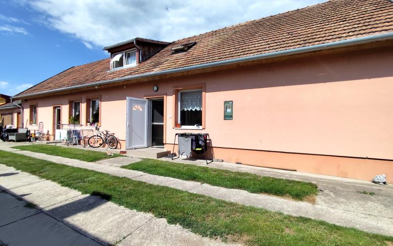 PREDAJ rodinný dom Ásvanyráró