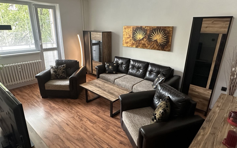 REZERVOVANÉ 2 izbový byt na prenájmom Podhradová