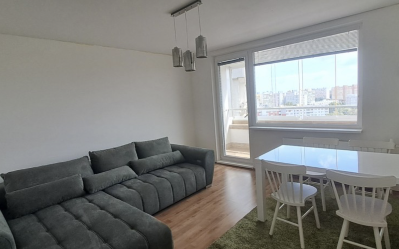 3-izbový byt na Nám. Hraničiarov - PRENÁJOM