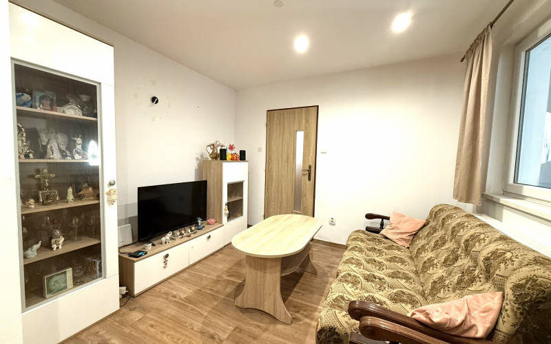 Na predaj rodinný dom po rekonštrukcii  v obci Zeleneč