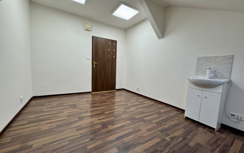 Na prenájom priestor 12 m2, Mäsiarská ul., Košice-Staré Mesto