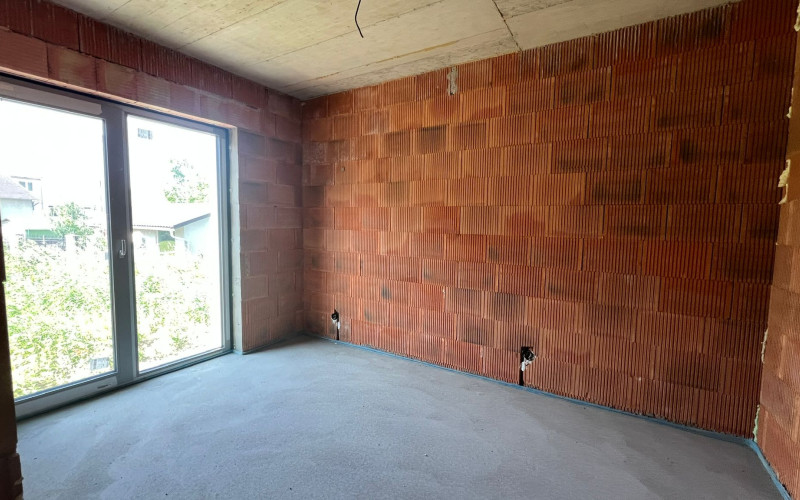 NA PREDAJ - Rodinný 4-izbový holobyt v novostavbe v Lipanoch