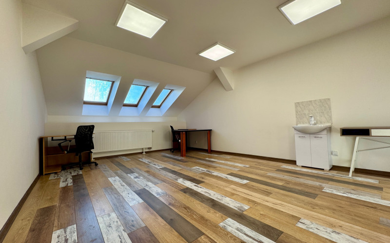 Na prenájom kancelária 26 m2, Moyzesova ul., Košice