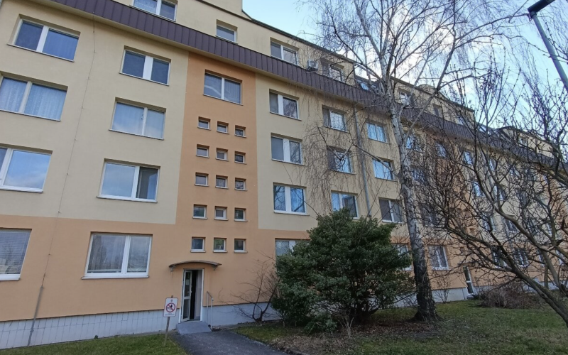 Útulný 3-izb. byt s balkónom na prenájom | BABUŠKOVA, BA II