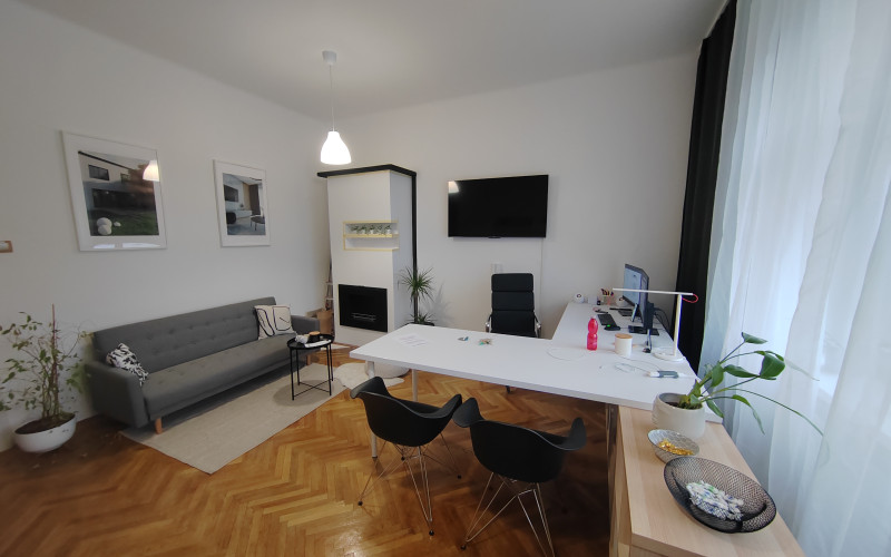 Kancelária v centre Senca na prenájom-25 m2,Lichnerova ulica